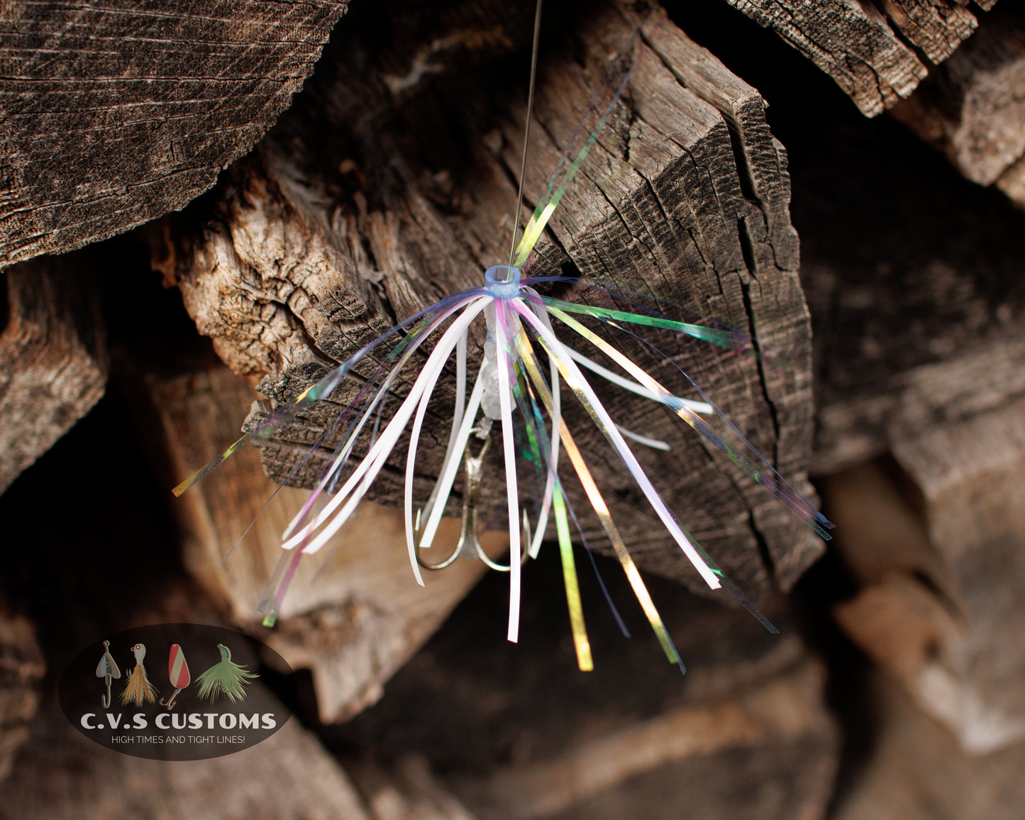 C.V.S Customs Salmon Fly Pearly White and Pearly Blue 18" Leader